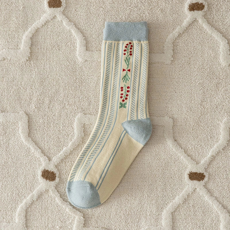 Cute and cozy retro floral socks 
